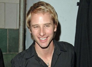 03_21_2013_chesney_hawkes_cancer_funny_2